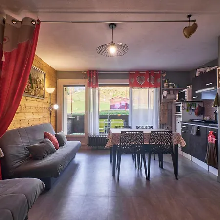 Au Pieds Pistes Collet Apartment
